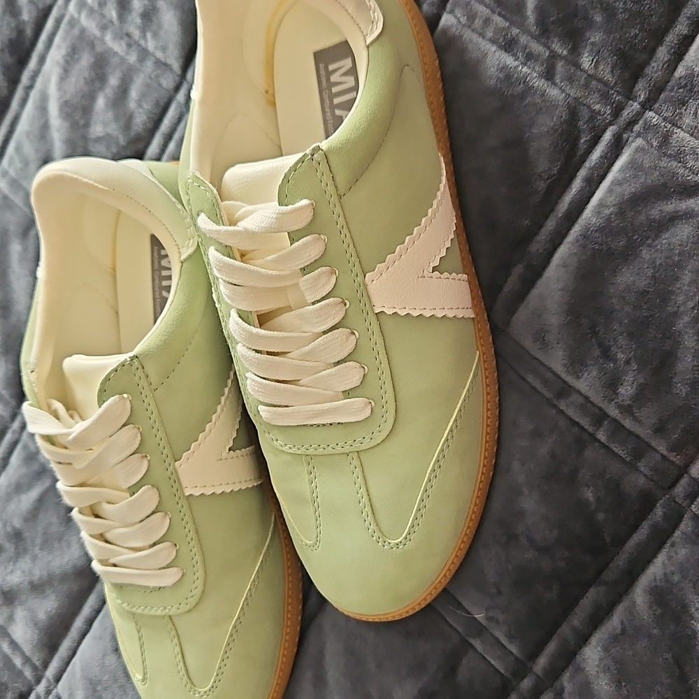 MIA | Sage Green Sneakers|  Ballerinacore, Festival, Normcore | Sz 8 - Picture 7 of 10